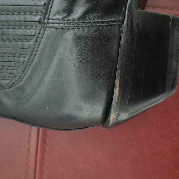 FRYES SACHA Chelsea Black Leather Western Style Bootie - Picture 5 of 7